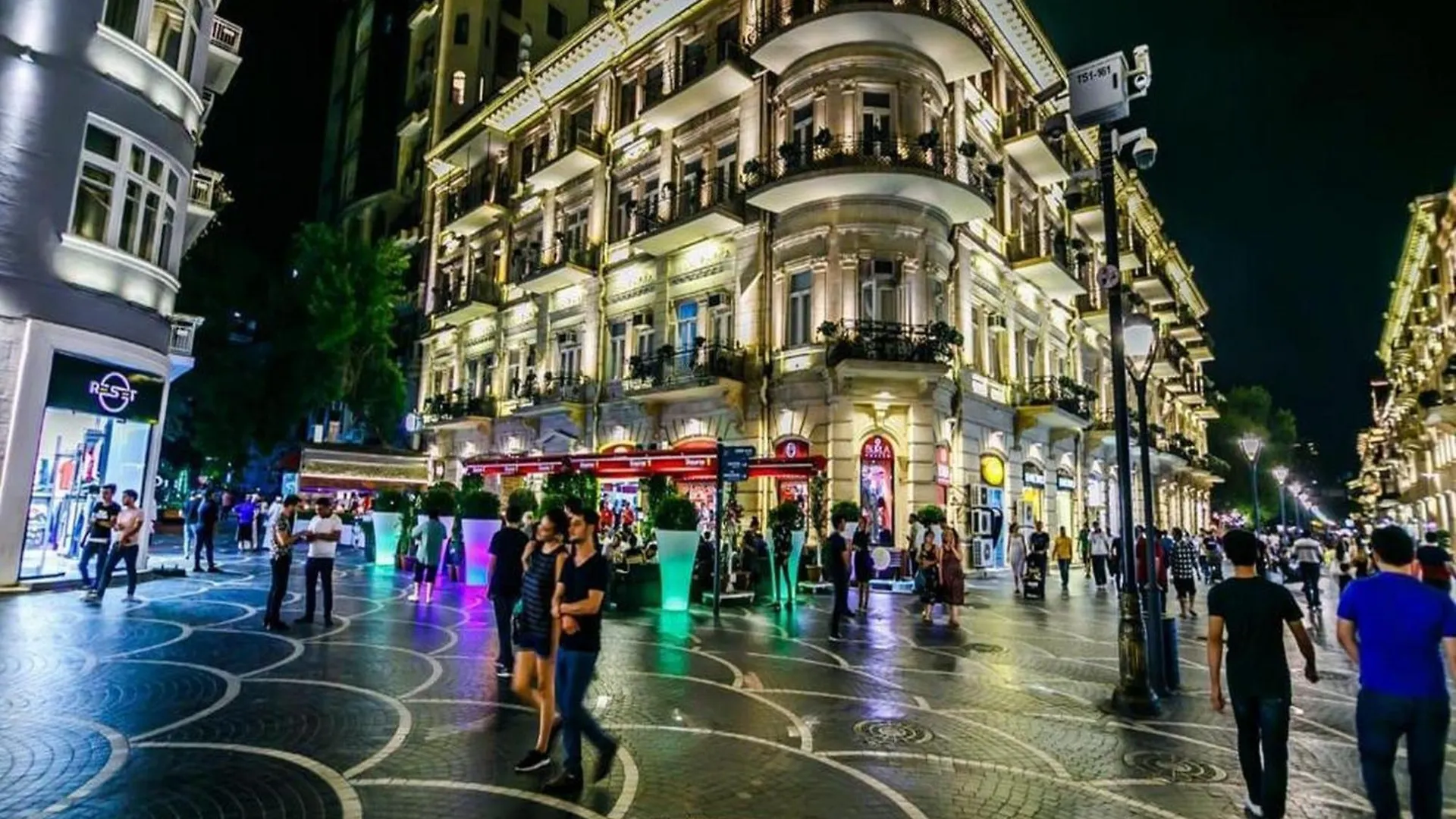 Sultan Luxury Apartment In Nizami Street Baku Azerbaijan