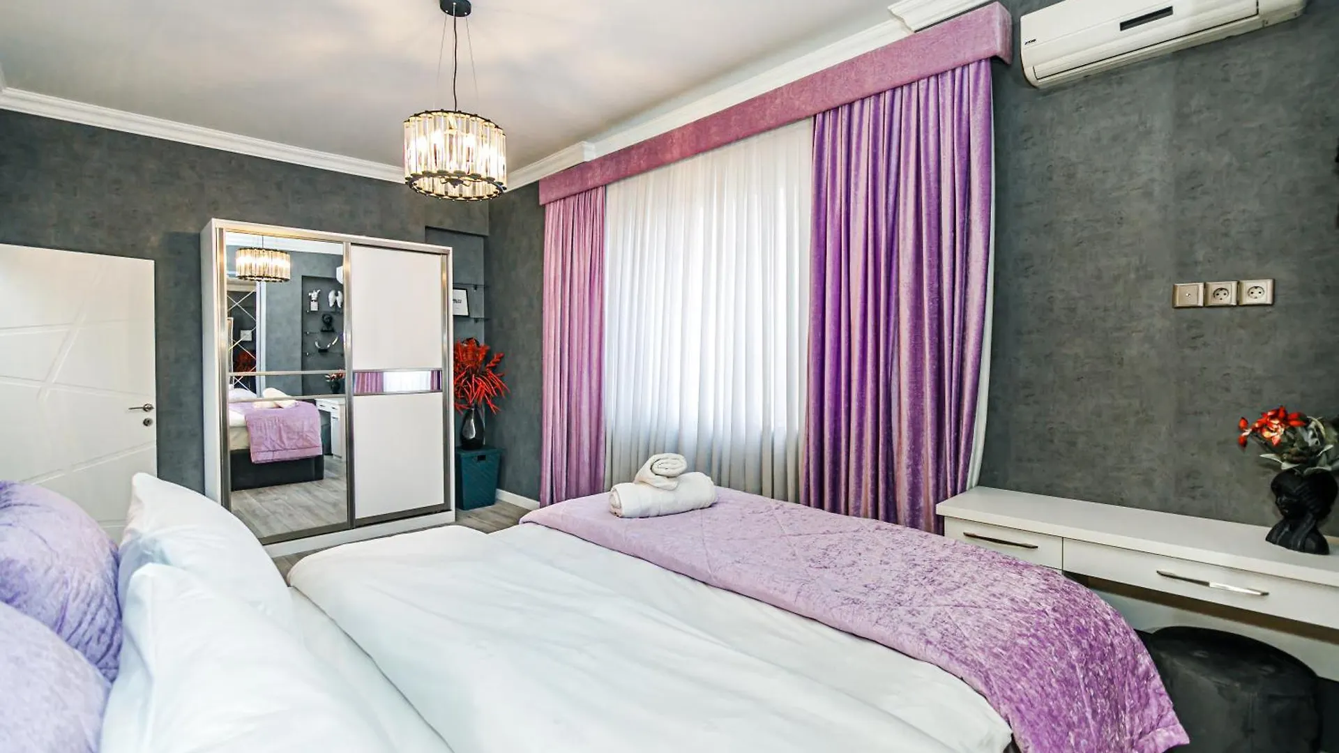 Sultan Luxury Apartment In Nizami Street Baku