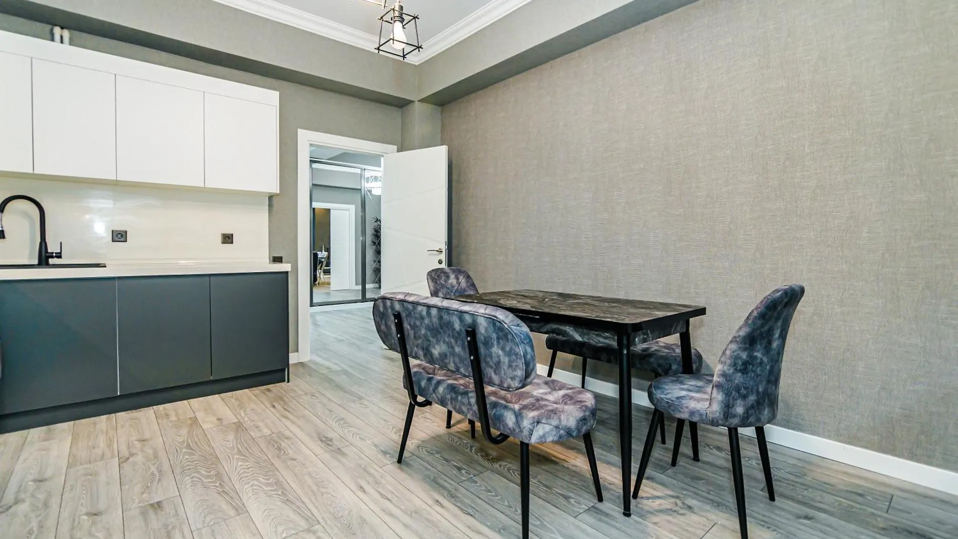 Sultan Luxury Apartment In Nizami Street Baku