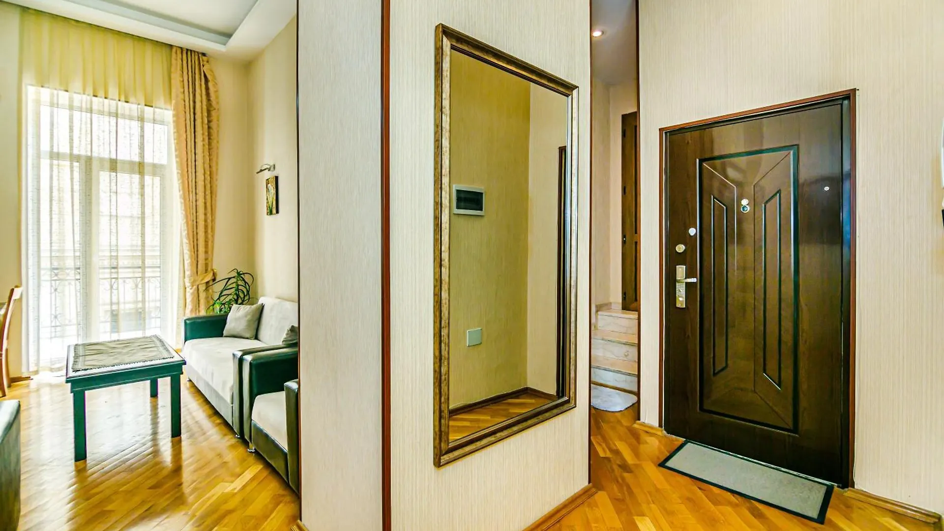 Sultan Luxury Apartment In Nizami Street Baku